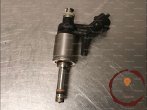 Injecteur 2 - PEUGEOT - 1984H5