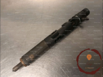 Injecteur 1 - RENAULT - 166000897R